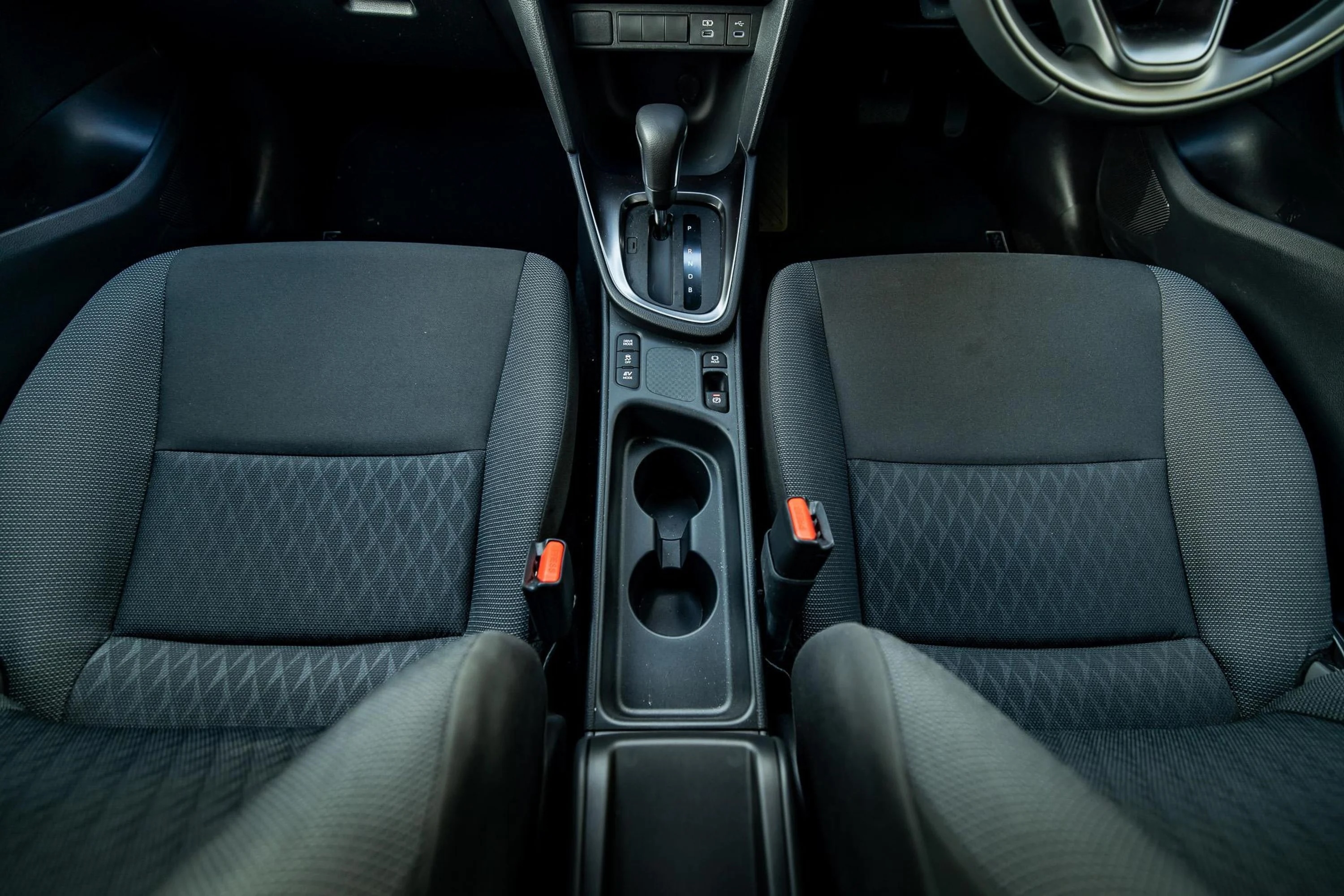 2025 Toyota Yaris Cross GXL Hybrid Review