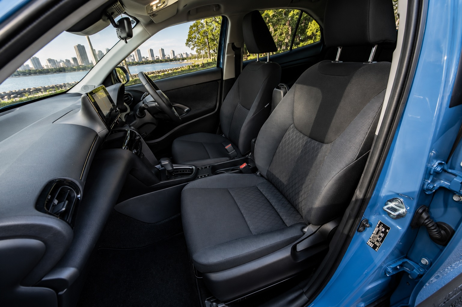 2025 Toyota Yaris Cross GXL Hybrid Review
