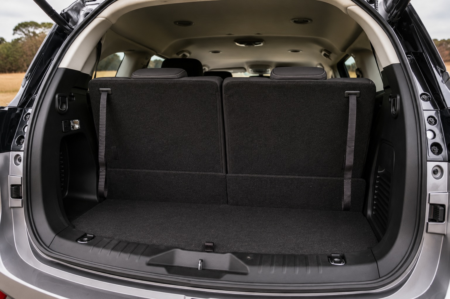 2025 Isuzu MU-X Review