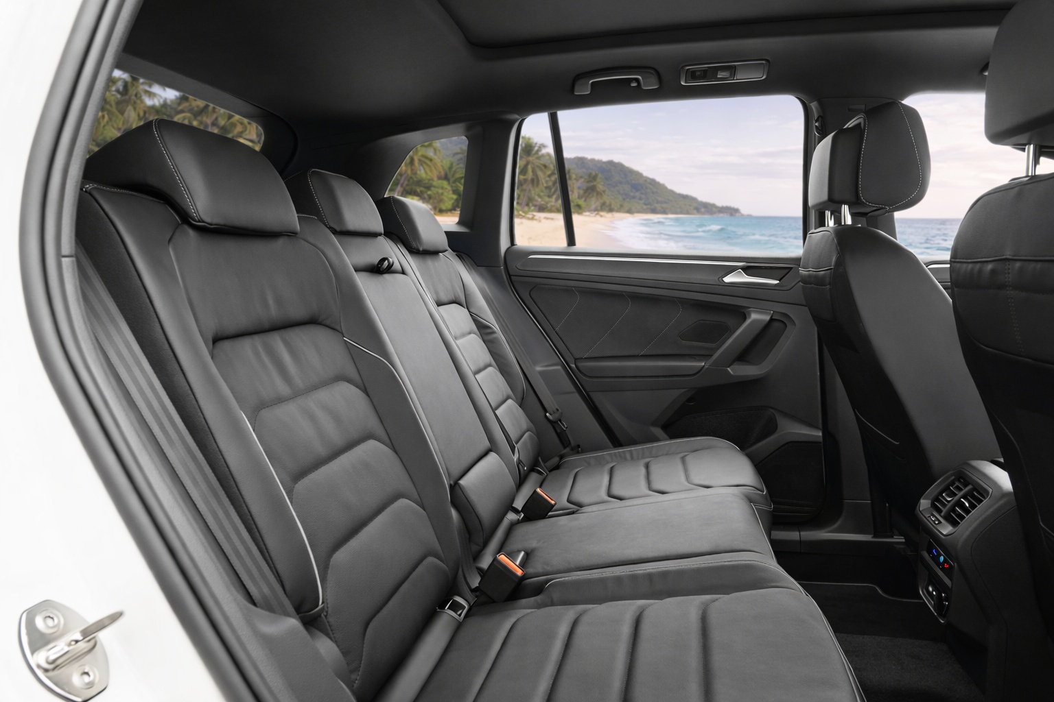 2024 Volkswagen Tiguan 162TSI R-Line