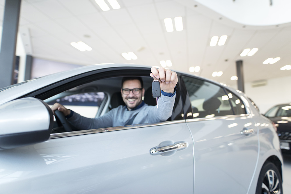 Why more Australians are choosing instant car buyers over private sales