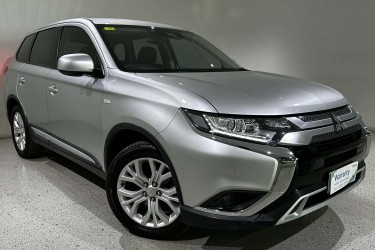 2021 Mitsubishi Outlander ES