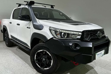 2020 Toyota Hilux Rugged X