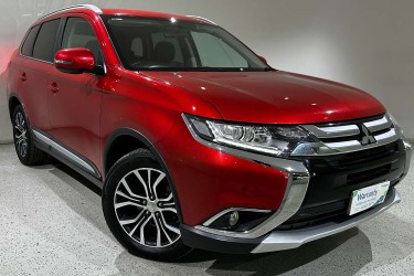 2016 Mitsubishi Outlander LS