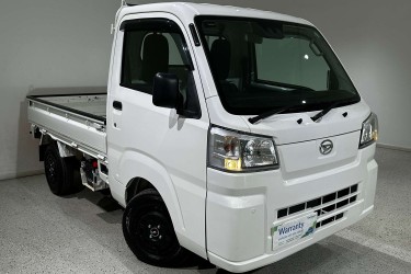 2022 Daihatsu Hi-Jet 
