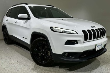 2015 Jeep Cherokee Blackhawk