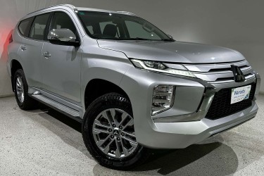 2022 Mitsubishi Pajero Sport GLX