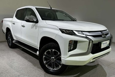 2022 Mitsubishi Triton GLS