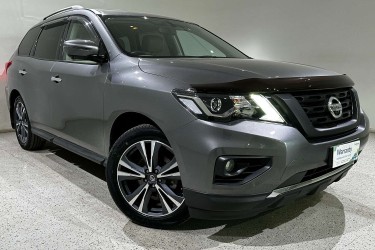 2017 Nissan Pathfinder Ti