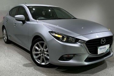 2017 Mazda 3 SP25