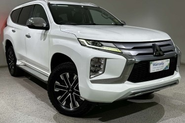 2020 Mitsubishi Pajero Sport GLS