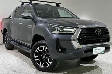 2020 Toyota Hilux SR5