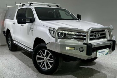 2017 Toyota Hilux SR5