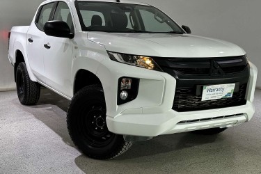 2022 Mitsubishi Triton GLX+