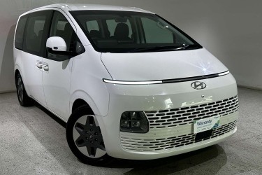 2023 Hyundai STARIA 