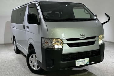 2022 Toyota Hiace 
