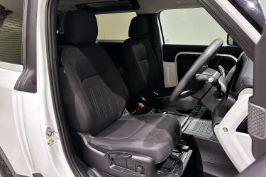 2021 Land Rover Defender 90 D200