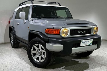 2014 Toyota FJ Cruiser 