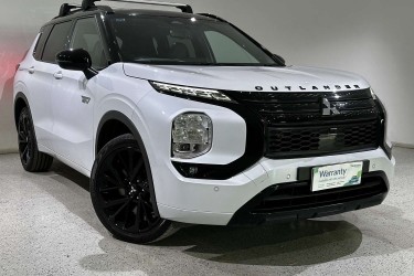 2024 Mitsubishi Outlander PHEV GSR