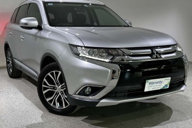 2017 Mitsubishi Outlander LS