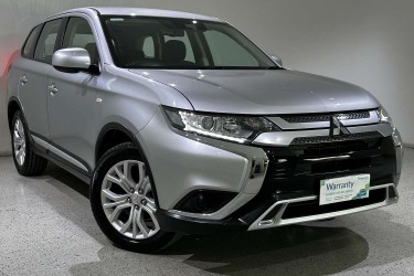 2021 Mitsubishi Outlander ES