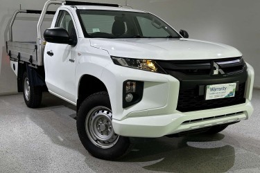 2022 Mitsubishi Triton GLX