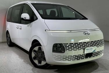 2023 Hyundai STARIA 
