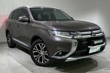 2016 Mitsubishi Outlander LS