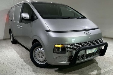 2022 Hyundai STARIA LOAD 