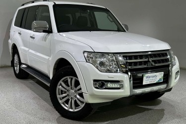 2019 Mitsubishi Pajero GLS