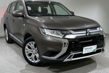 2021 Mitsubishi Outlander ES