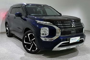 2022 Mitsubishi Outlander Exceed