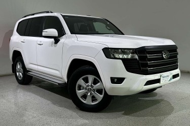 2023 Toyota Landcruiser GXL