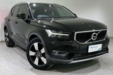 2020 Volvo XC40 T4 Momentum