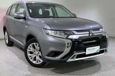 2020 Mitsubishi Outlander ES