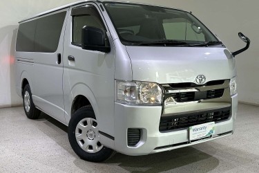 2022 Toyota Hiace 
