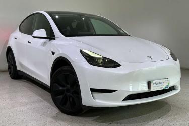 2025 Tesla Model Y Rear-Wheel Drive