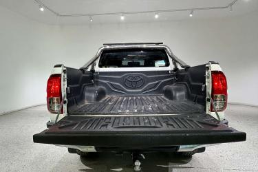 2018 Toyota Hilux SR5
