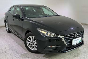 2018 Mazda 3 Neo Sport