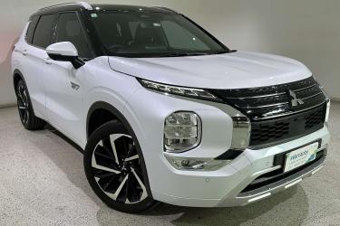 2023 Mitsubishi Outlander PHEV Exceed Tourer