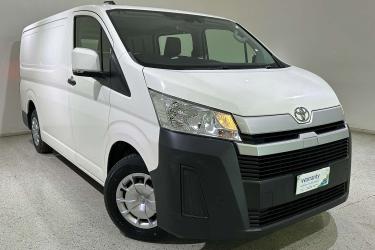 2021 Toyota Hiace 
