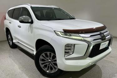 2021 Mitsubishi Pajero Sport GLX