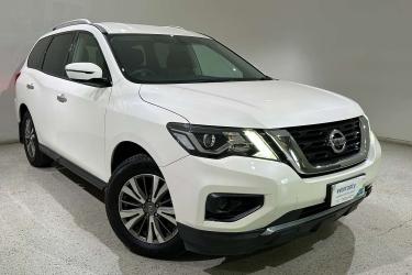 2018 Nissan Pathfinder ST