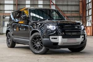 2024 Land Rover Defender 110 P300 S