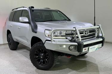 2017 Toyota Landcruiser VX