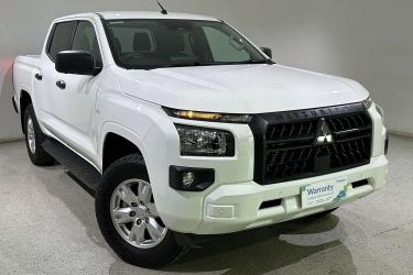 2024 Mitsubishi Triton GLX+