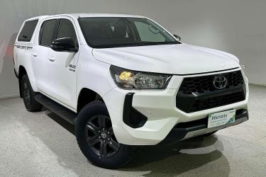 2024 Toyota Hilux SR