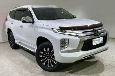 2022 Mitsubishi Pajero Sport Exceed