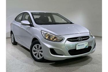 2016 Hyundai Accent Active