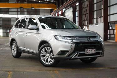 2020 Mitsubishi Outlander ES
